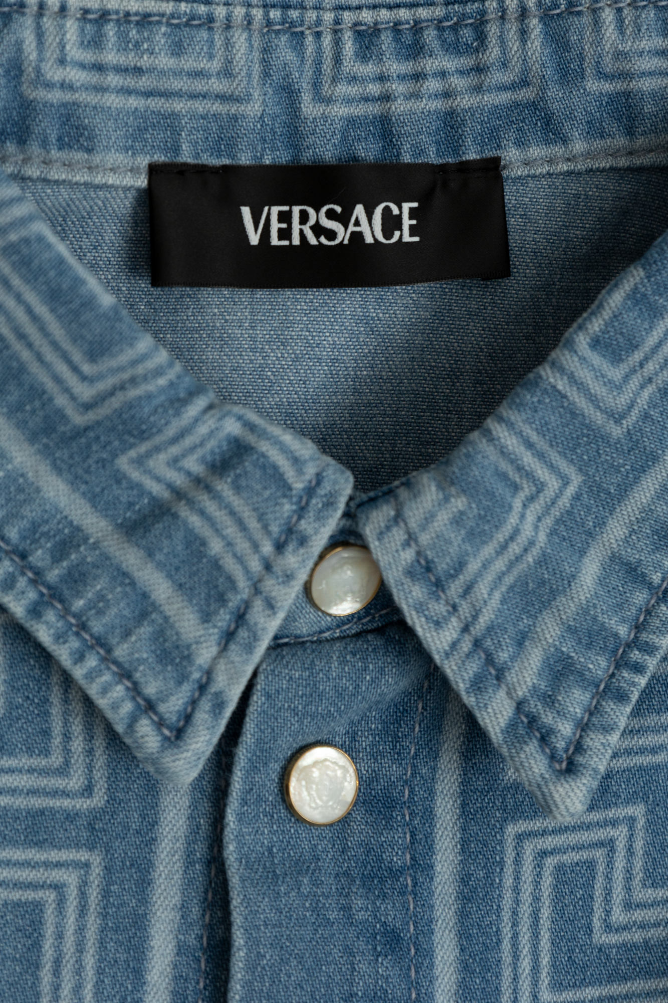 VERSACE☆キッズ ラ・メデューサ刺繍デニムシャツ ブルー VERSACE JEANS ヴェルサーチ デニム シャツ メデューサ ブルー